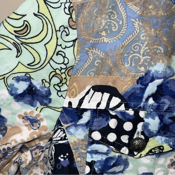 Christopher & Banks Abstract Blue Print Denim Jean Jacket Size Medium - Picture 10 of 14